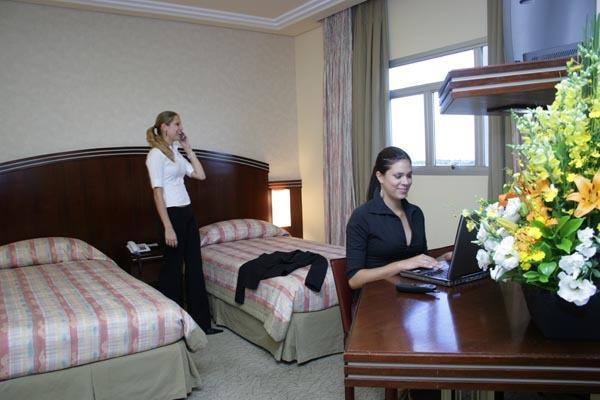 Hotel Anaca Sao Carlos Bagian luar foto
