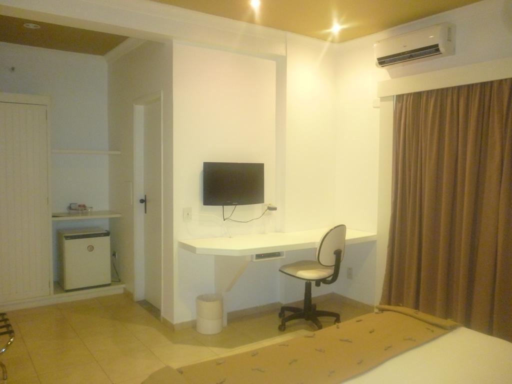 Hotel Anaca Sao Carlos Bagian luar foto